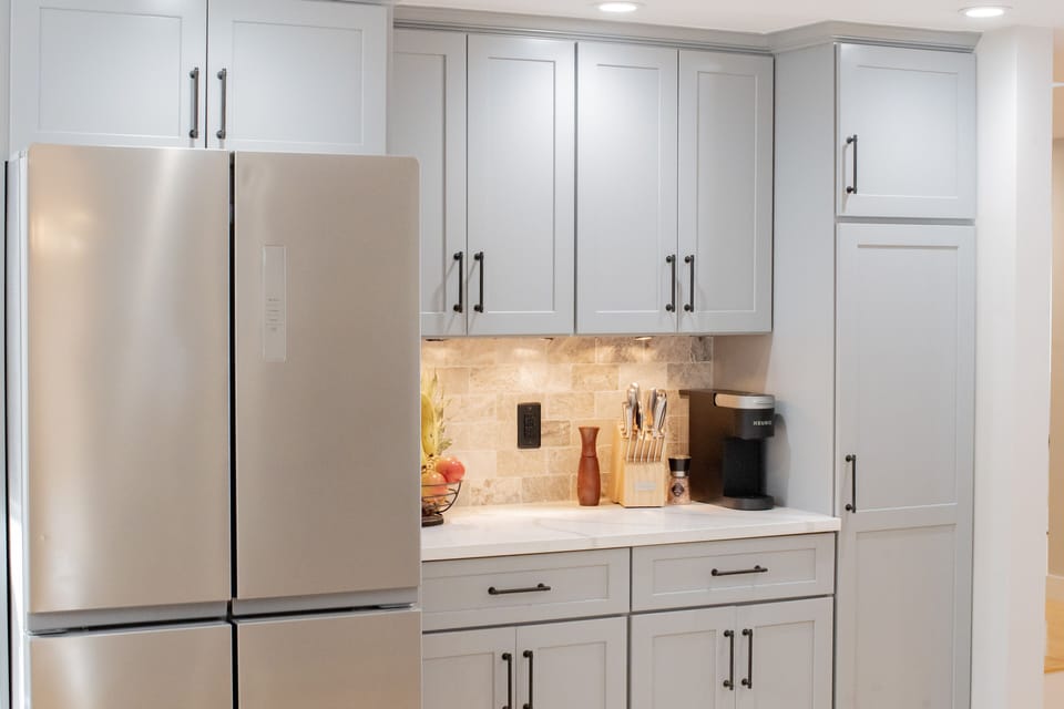 Kitchen nook with Keurig coffee maker.
