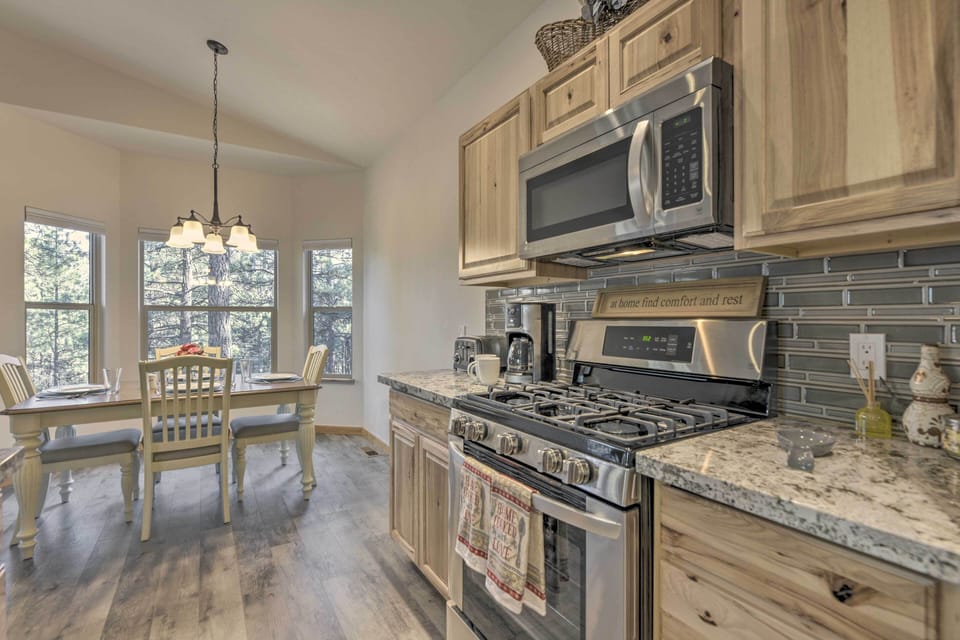 Kitchen | Drip Coffee Maker