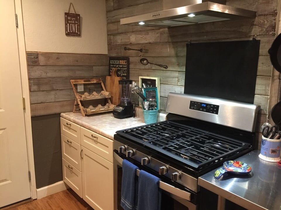 Gas stove and oven.