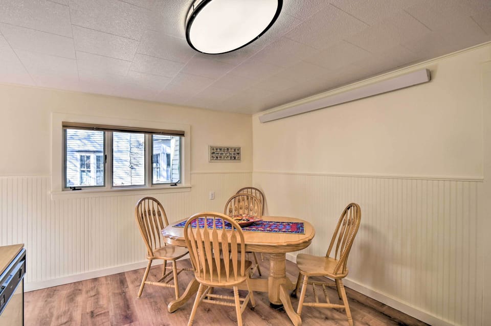 Kitchen | Dining Area