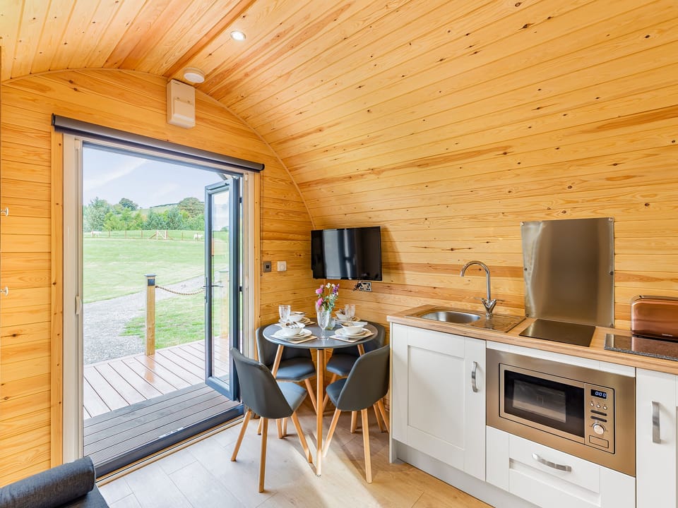 Interior | Brook Valley Glamping-Oak - Brook Valley Glamping, Llanfair Caereinion