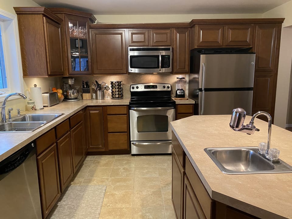 Fully equipped kitchen for the “Chef” in you!