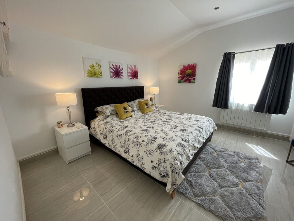Gite Papillon Bedroom One
