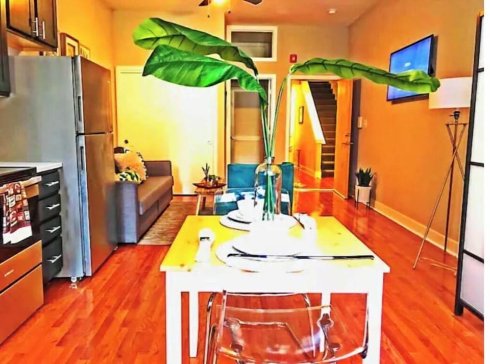 Breakfast nook along with a 36” smart tv for your viewing pleasure.