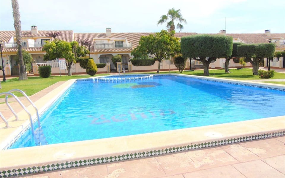 Pool 2