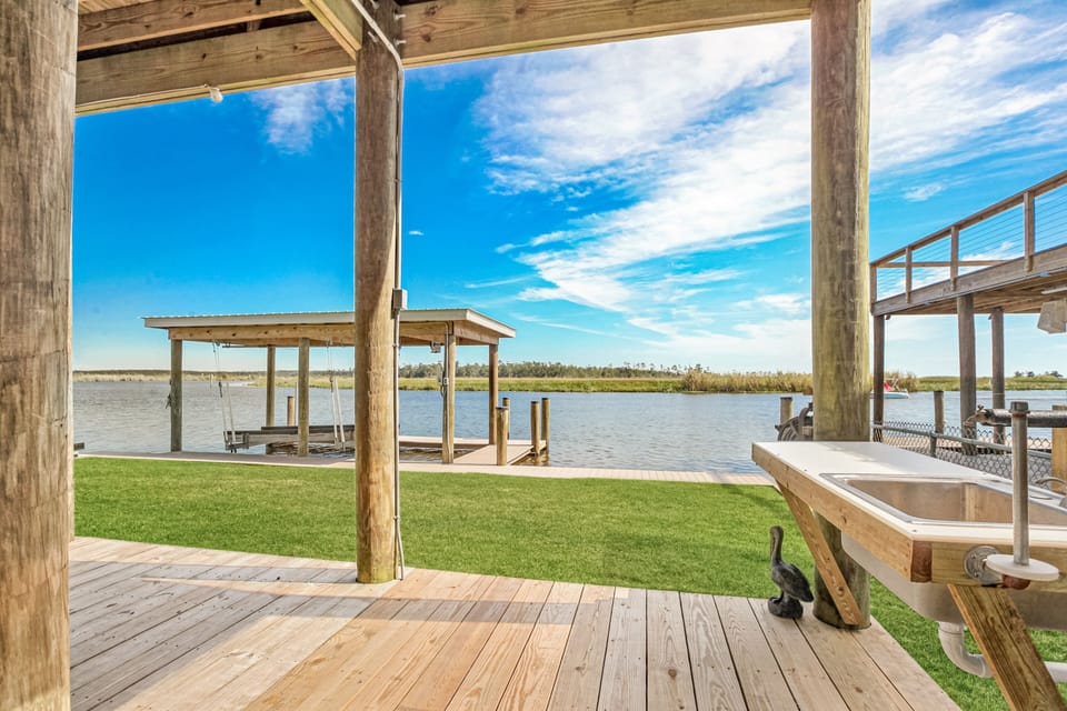 Boat dock and fish cleaning station. 
NO boat lift.