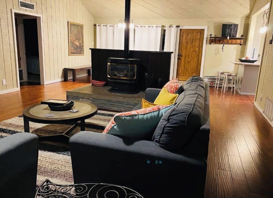 thermostat controlled fireplace