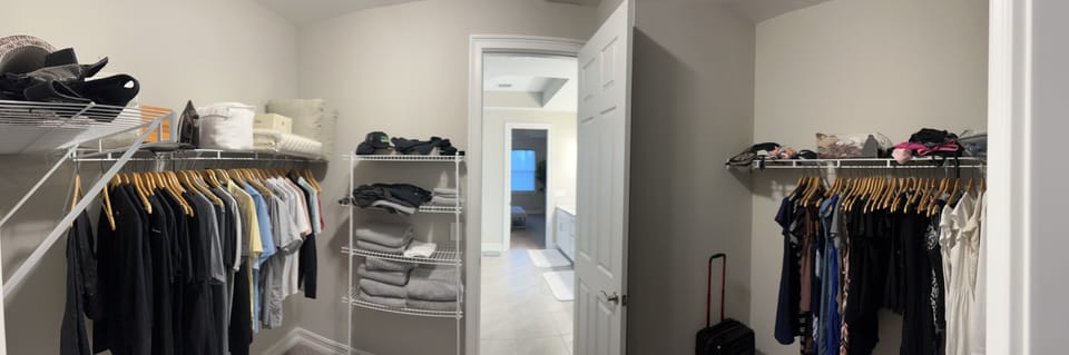 Master Closet 