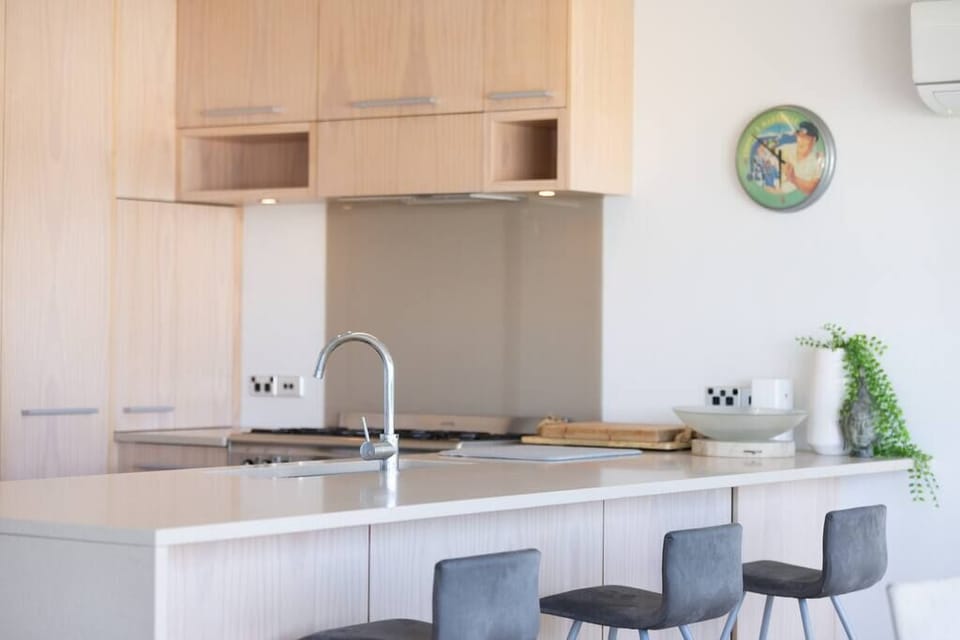Modern Kitchen 