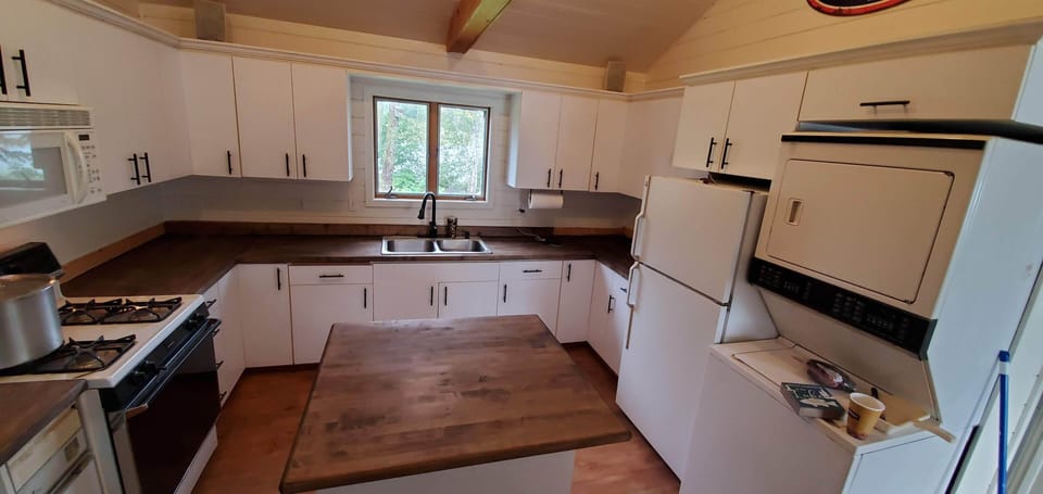 kitchen and additional dining