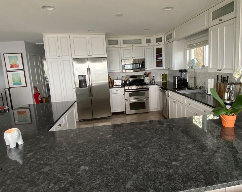 Chef's Kitchen... Cook with a view!