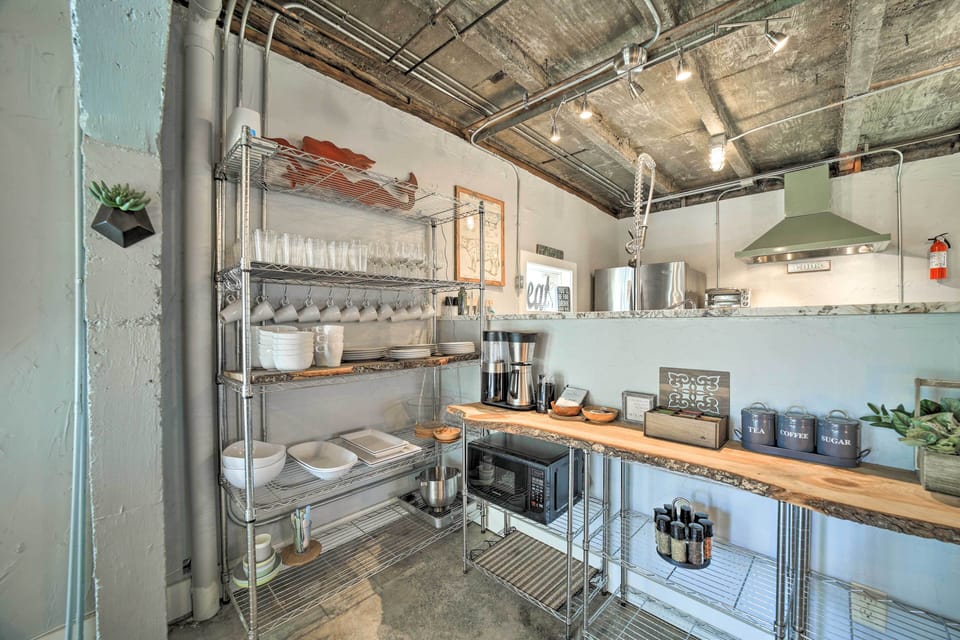 Full Equipped Kitchen | Coffee Maker | Toaster | Spices