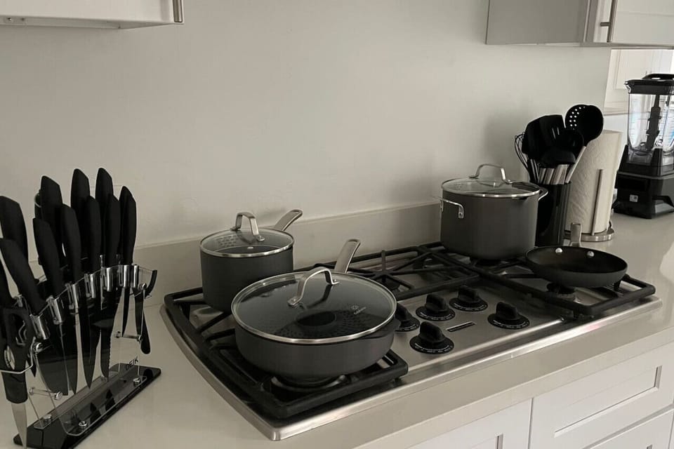 Fully stocked kitchen.