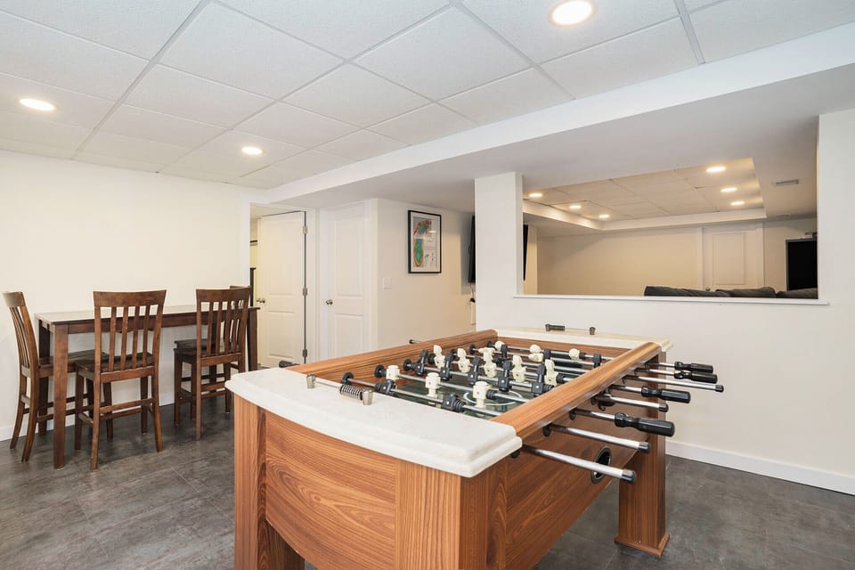 Lower level game room