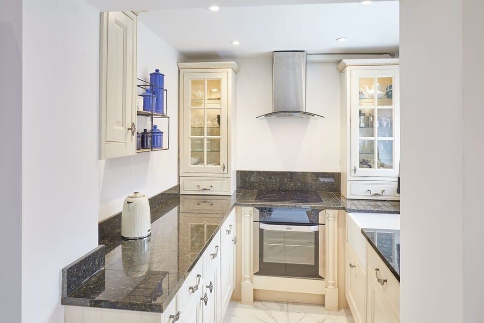 Rose Cottage, Stokesley - Host & Stay