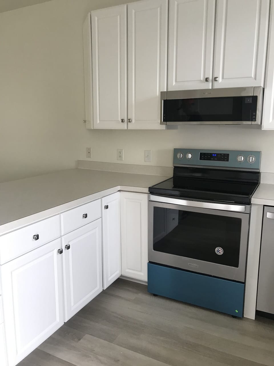 oven/stove/microwave