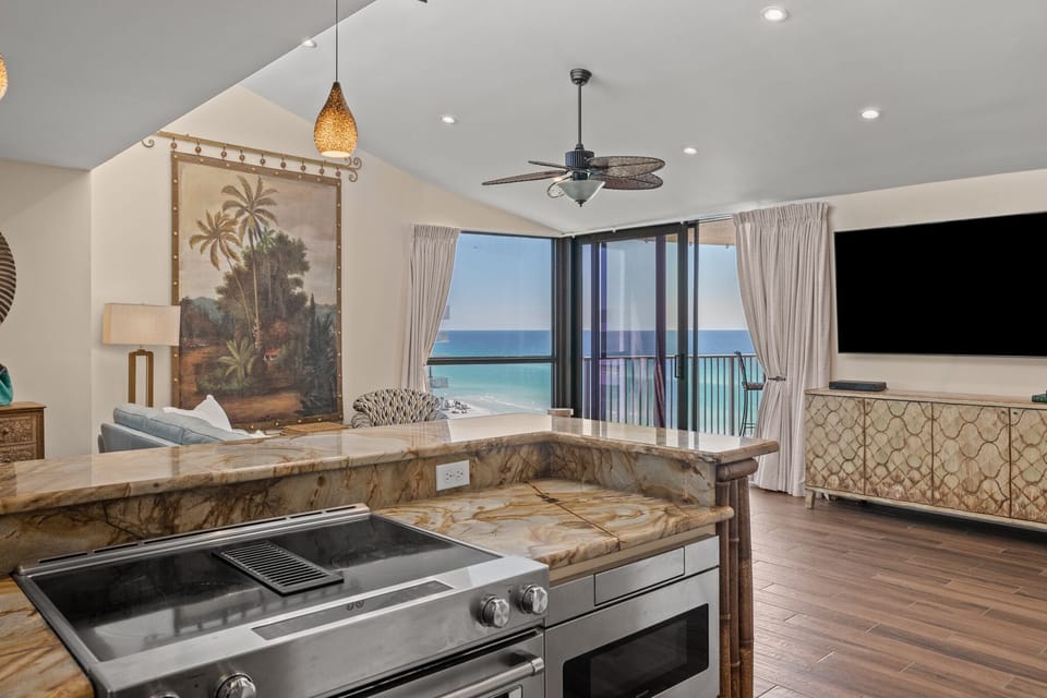 Ocean View Cooking!
FULLHouseGetaways! Save $$$ there.