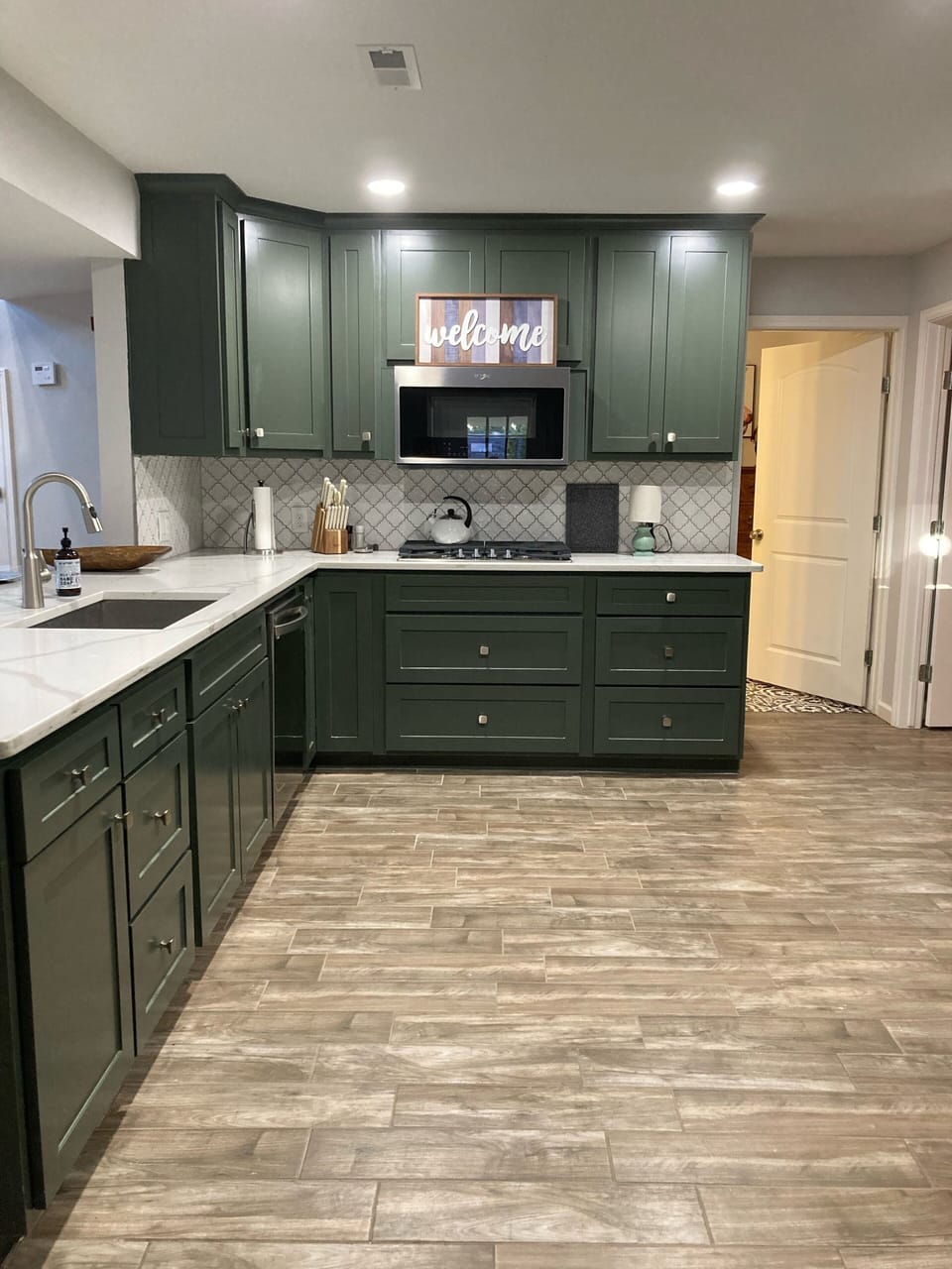 Big kitchen