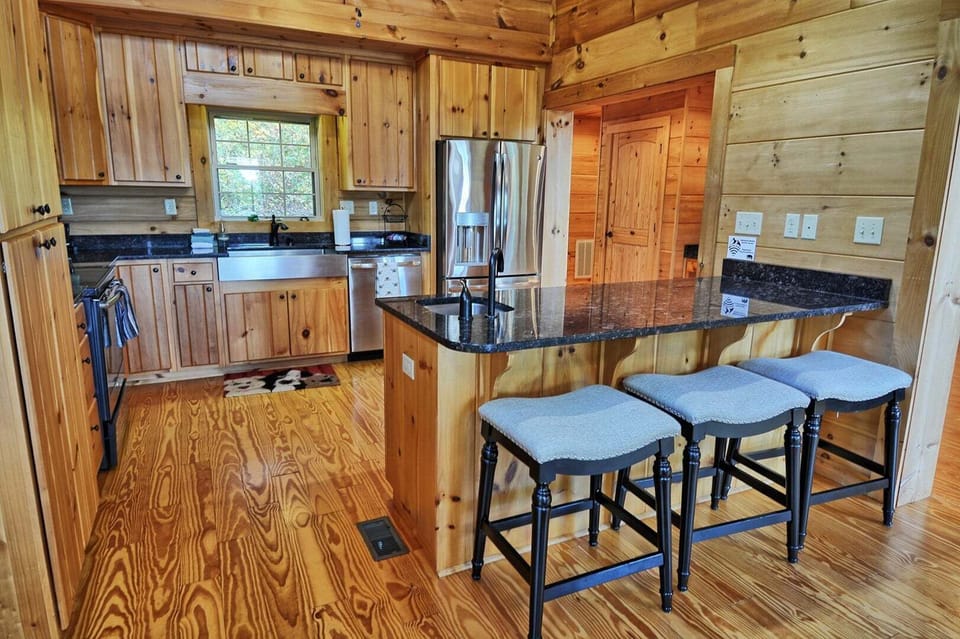Kitchen and Dining Bar