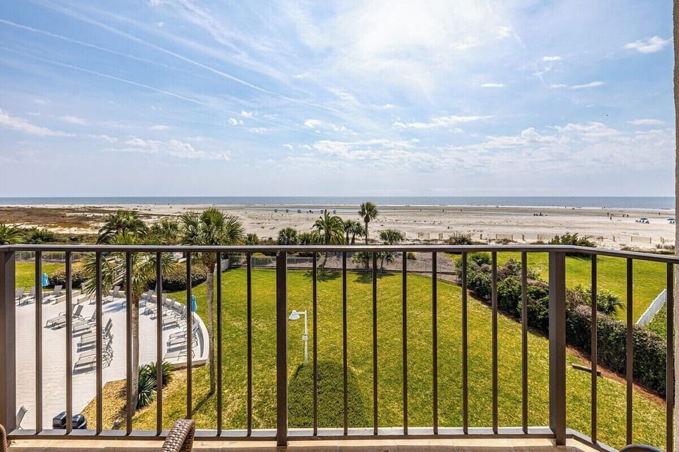Beach Club 329 - Direct Ocean View