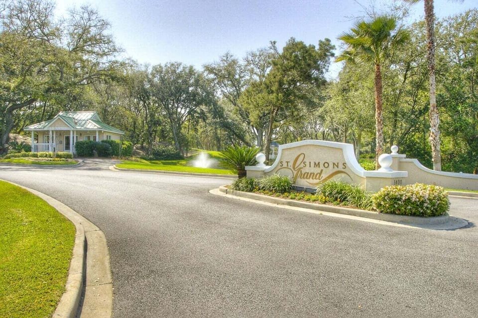 Saint Simons Grand Grounds