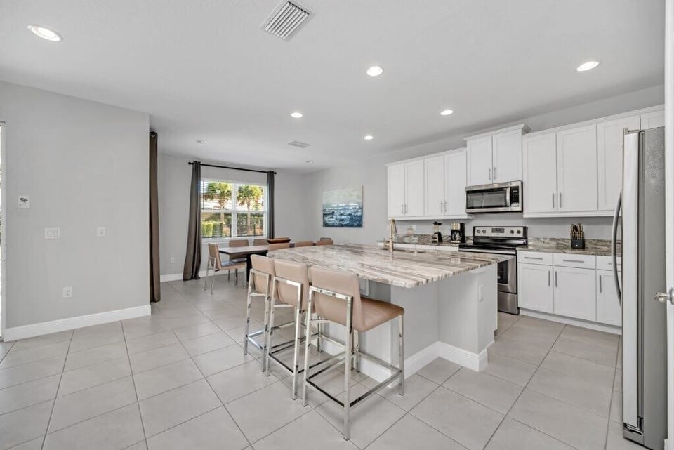 7673 Fairfax Dr_Reunion_05.jpg