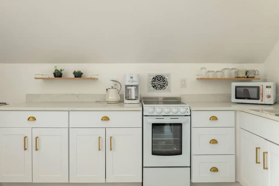 Fully stocked kitchen for home cooked meals 