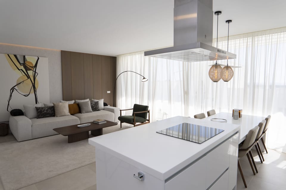 Villa "La Perla" Sotogrande / sea view / 6 P/3 BR / since 2022/La Reserva Area Villa in Andalusia