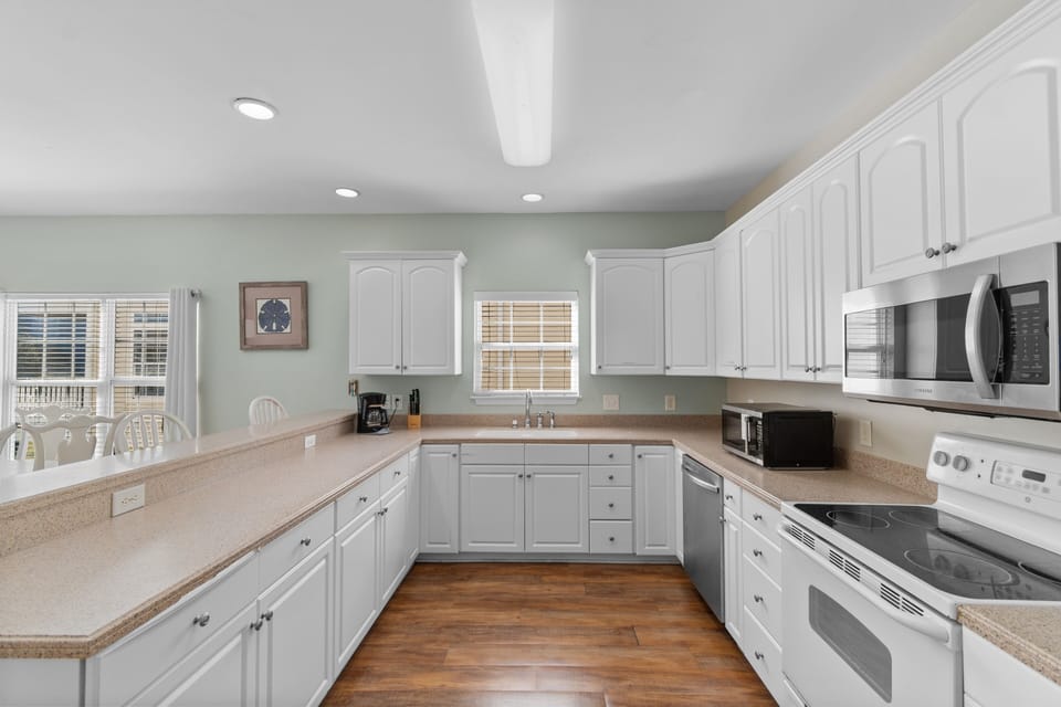 Kitchen #1 - Unit 1