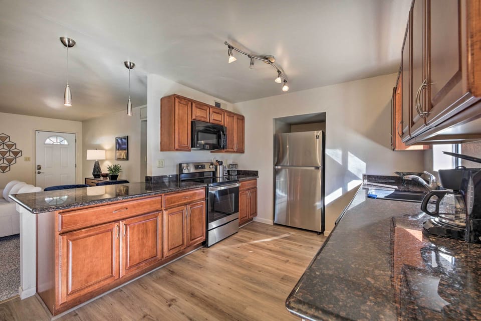 Fully Equipped Kitchen | Crock-Pot | Toaster