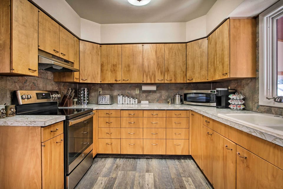 Kitchen | Toaster | Blender | Ice Maker
