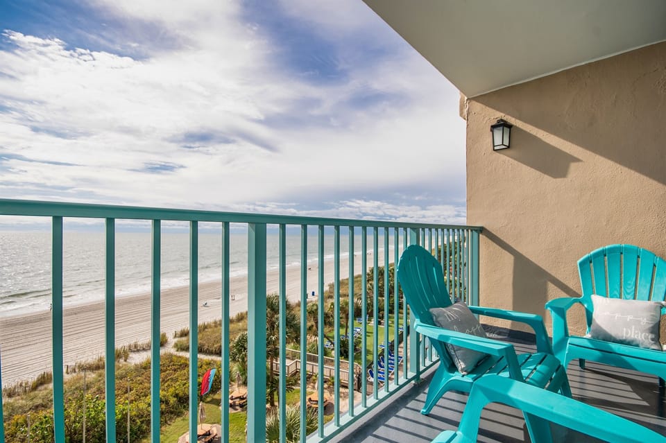 Stunning Oceanfront view from the balcony