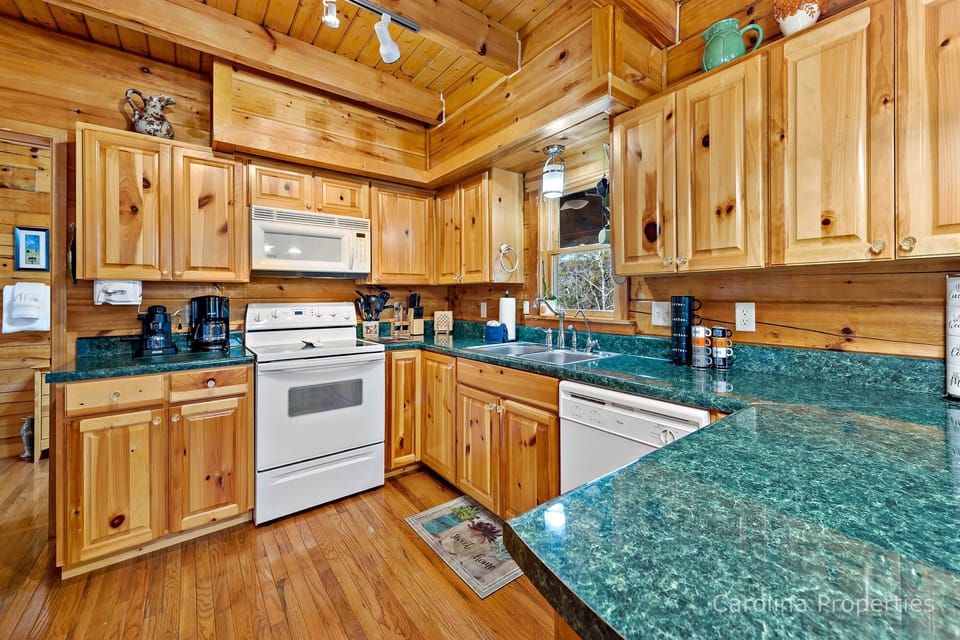 Additional view of the kitchen
