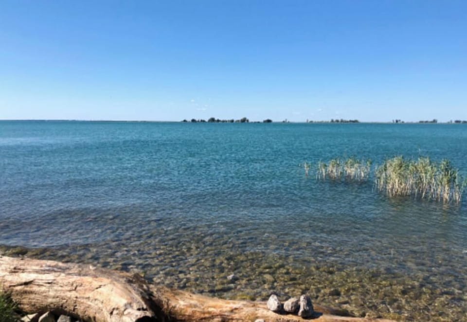 Nearby Anchor Bay