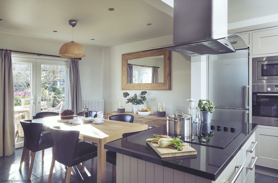 Kitchen/Dining