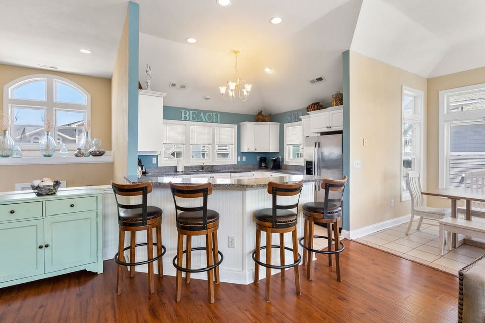 OSO11: Craba-Cabana | Top Level Kitchen