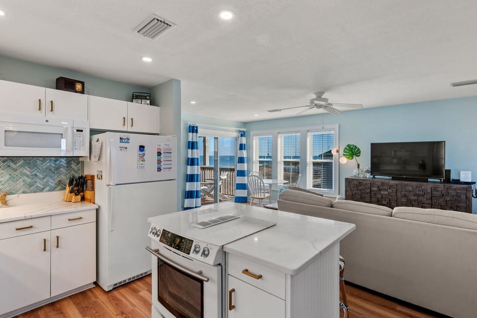 SC06: Wright Nice View | Kitchen
