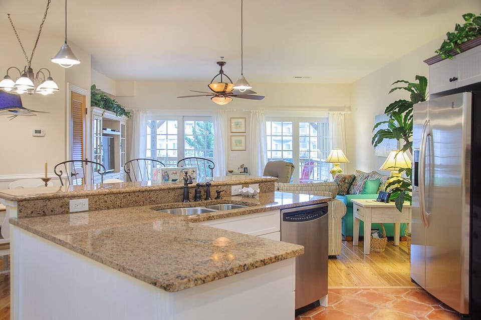 VP202: Reelaxation | Kitchen