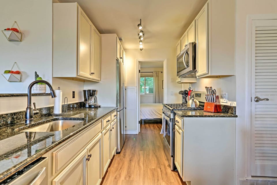 Kitchen | Fully Equipped w/ Stainless Steel Appliances | Microwave | Toaster