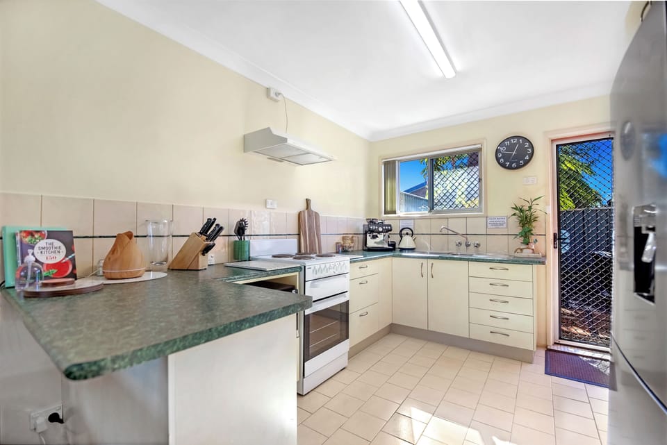 Full Kitchen