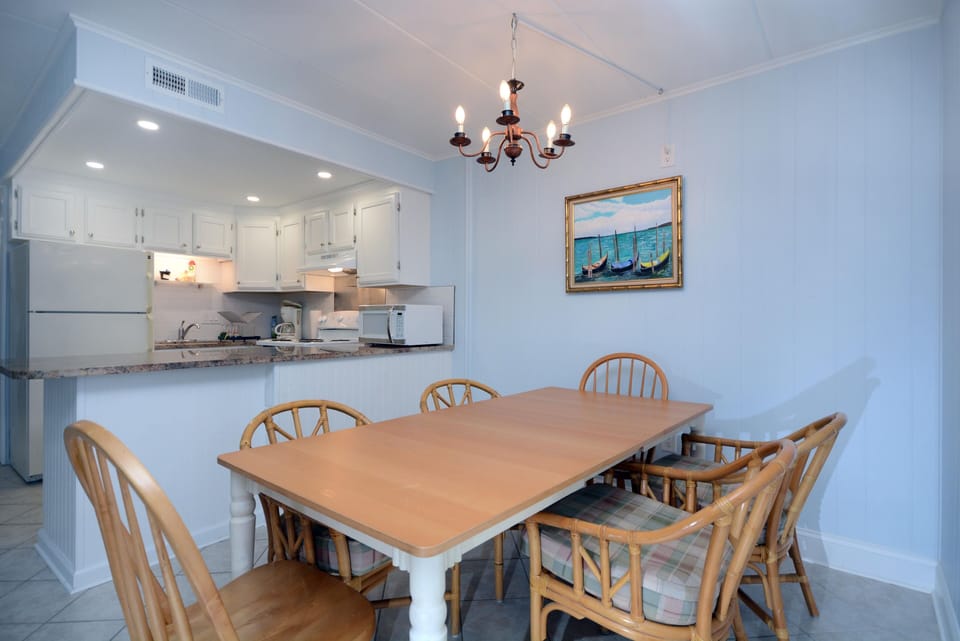Dining-Area