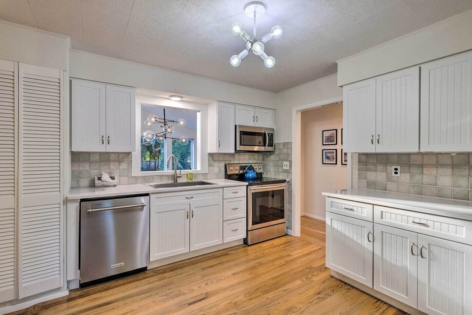 Kitchen | Fully Equipped