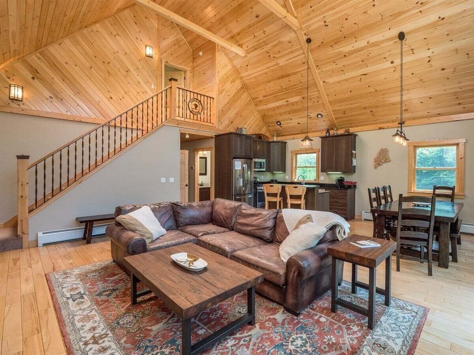 Open concept main floor