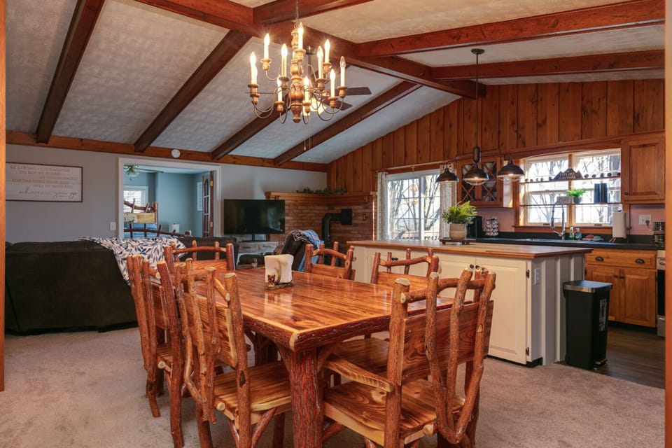 Dining area for your whole group