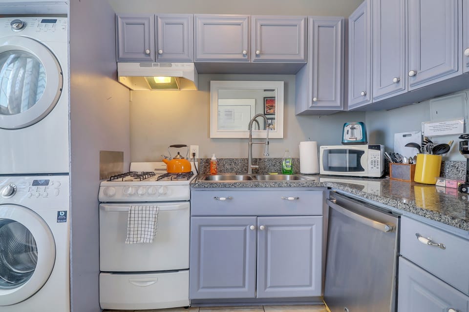 left side kitchen