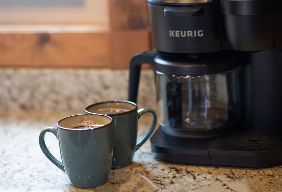 Have the best of both worlds - wake up with drip coffee or your favorite K-cup. Keurig Duo coffee machine provided 