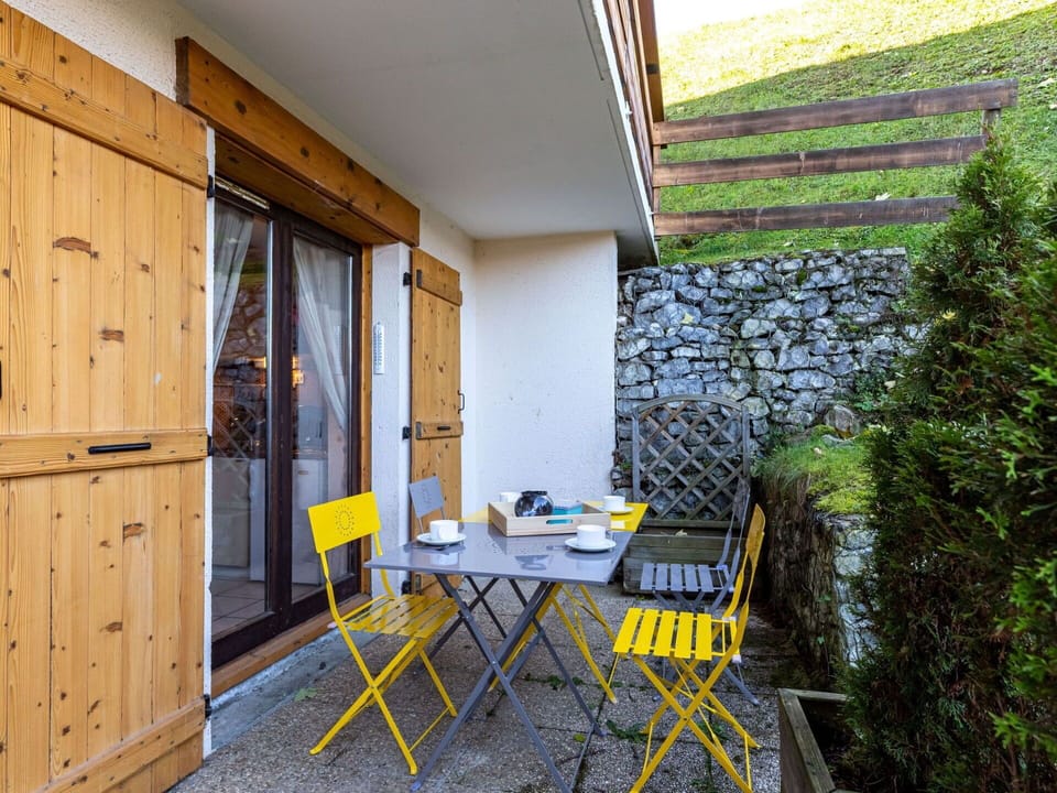 Table, Plant, Shade, Wood, Yellow, Interior Design, Building, Chair, Door, Real Estate