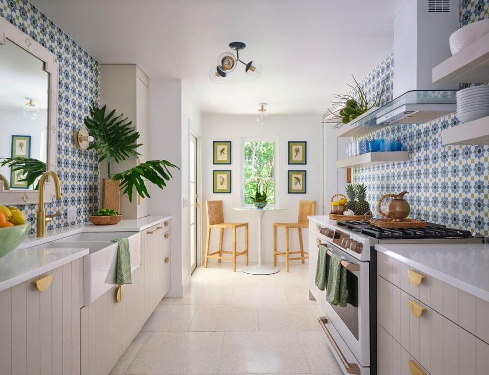 Kitchen seating for your executive chef(s) to watch meal prep. 