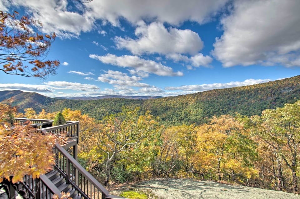 Mountain Views | 2-Story Home | Bedroom & Bathroom on Main Level
