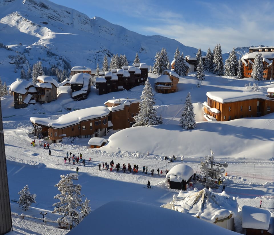 Snow and ski sports